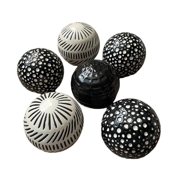 Pier 1 Accents Nwt Pier Accent Glass Balls Set Poshmark